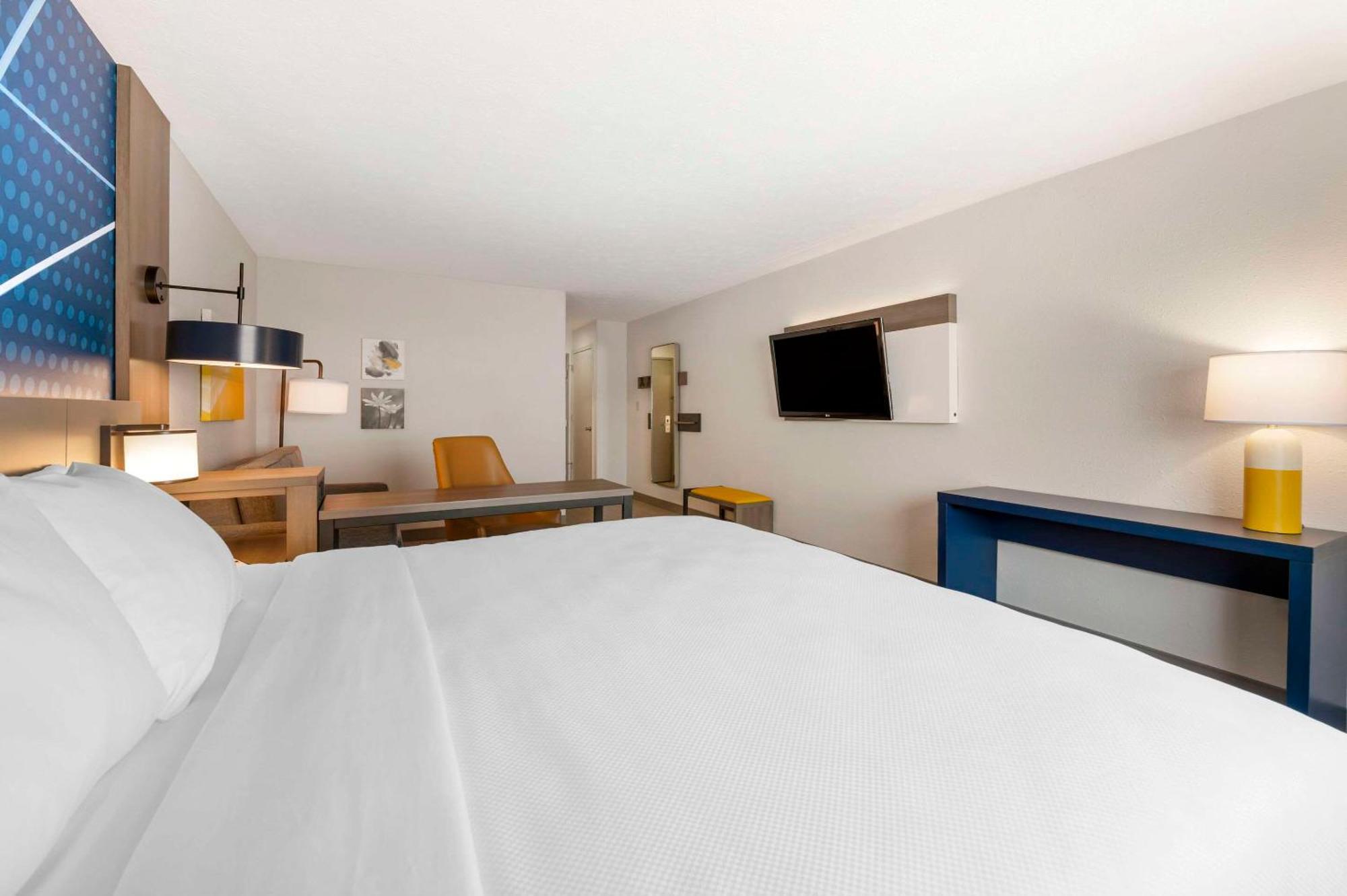 Comfort Inn Edinburgh - Columbus Esterno foto