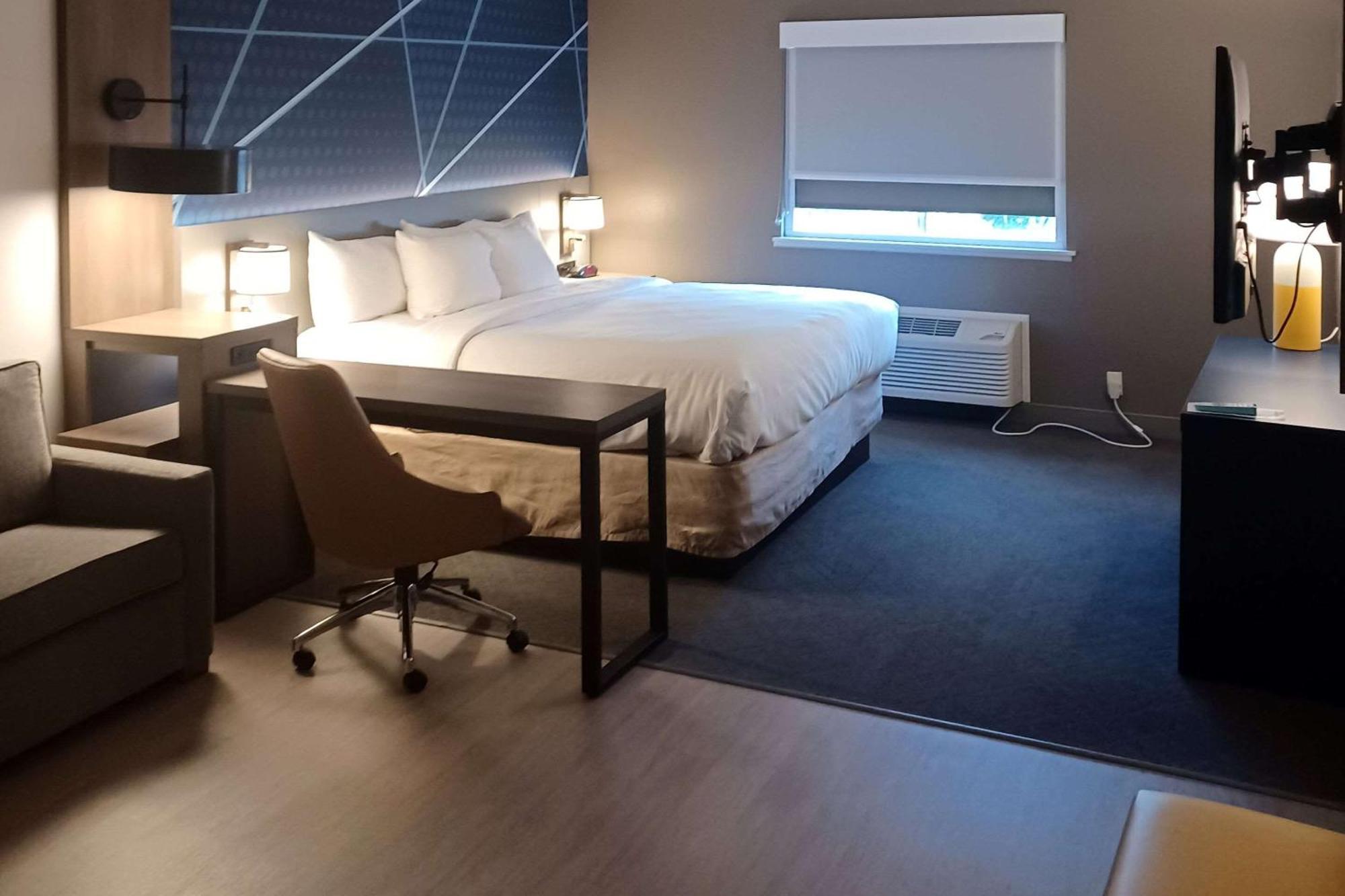 Comfort Inn Edinburgh - Columbus Esterno foto